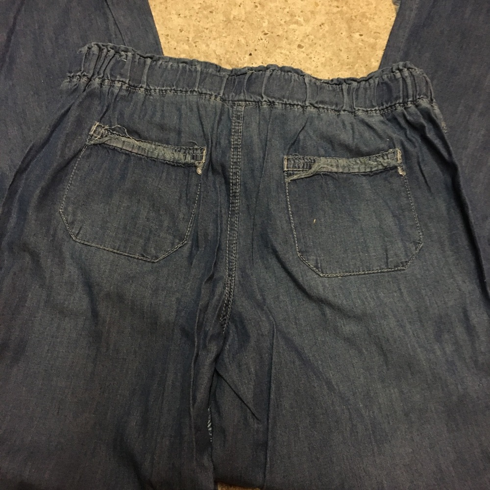 Pants - Picture 9 of 10